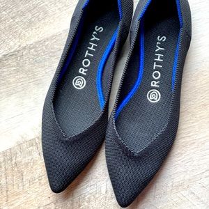 Rothy’s pointed black flat size 7.5